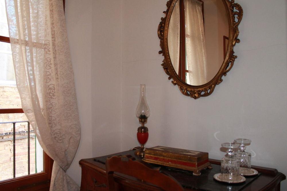 Palazzo Masi Bed and Breakfast Σιένα Εξωτερικό φωτογραφία